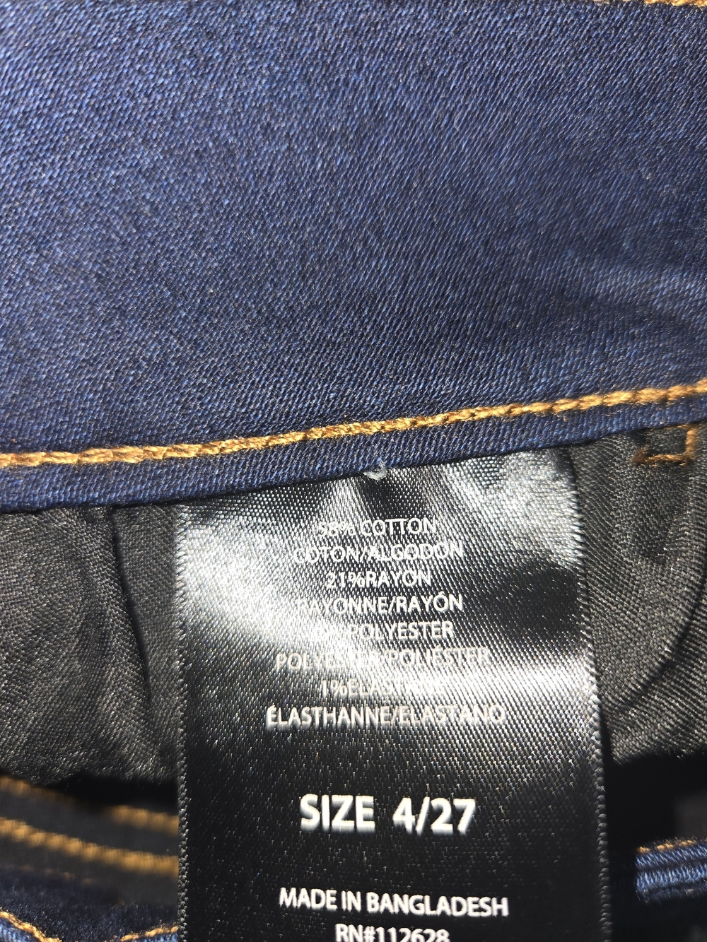 Tahari Dark Indigo Skinny Jeans- Double Button Women Size 4 NWT - Picture 11 of 13